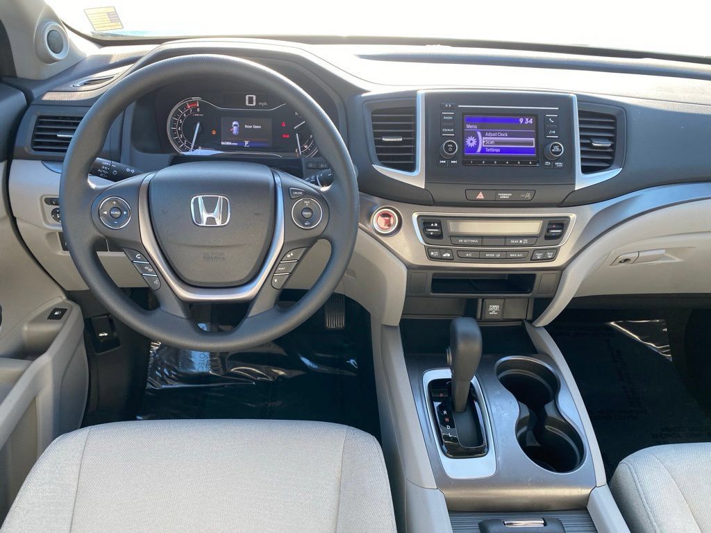 Used 2016 Honda Pilot LX image 10