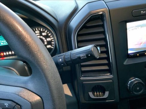 Used 2018 Ford F150 XLT RWD image 16