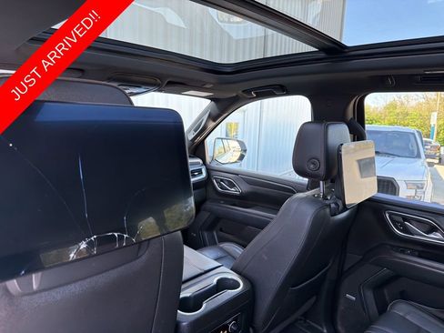 Used 2021 Chevrolet Suburban RST w/ Rear Media and Nav Package image 16