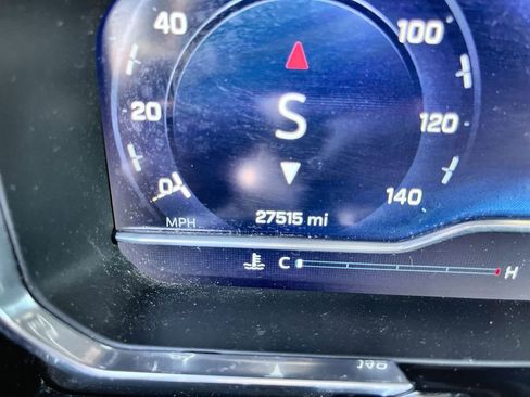 Used 2023 Chevrolet Silverado 1500 LT image 12