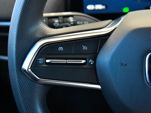 Used 2024 Honda Prologue EX image 34