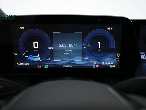 Used 2024 Chevrolet Equinox EV RS FWD image 7