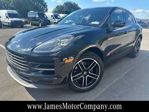 Used 2020 Porsche Macan AWD/4WD image 2