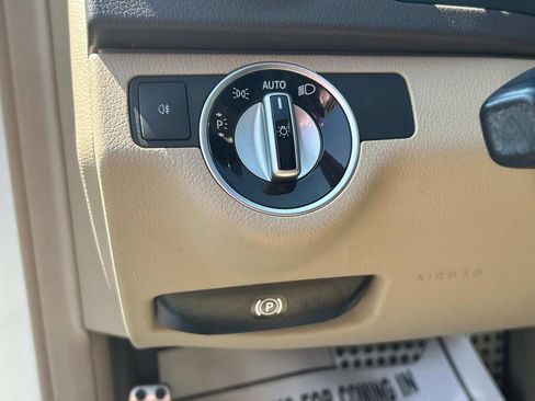 Used 2012 Mercedes-Benz C 300 4MATIC Sedan image 22