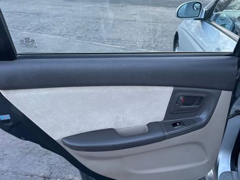 Used 2008 Kia Spectra EX image 20