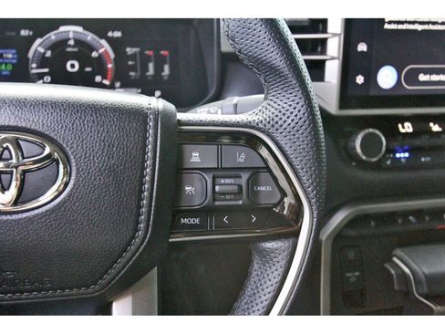 Used 2024 Toyota Tundra Limited image 25