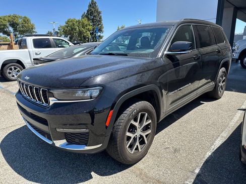 Used 2024 Jeep Grand Cherokee L Limited w/ Luxury Tech Group II AWD/4WD image 2