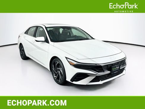 Used 2024 Hyundai Elantra SEL w/ Convenience Package FWD image 1