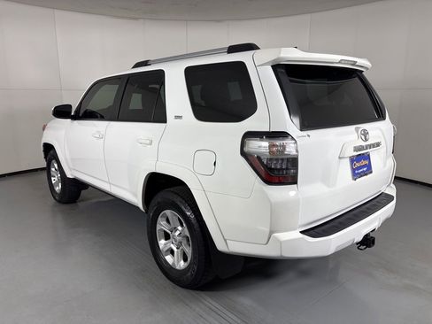Used 2024 Toyota 4Runner SR5 image 6