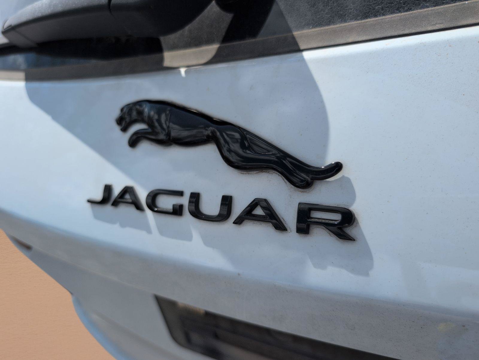Used 2023 Jaguar F-PACE S AWD/4WD image 9