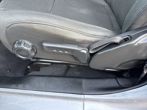 Used 2018 Jeep Wrangler Unlimited Sport S image 21