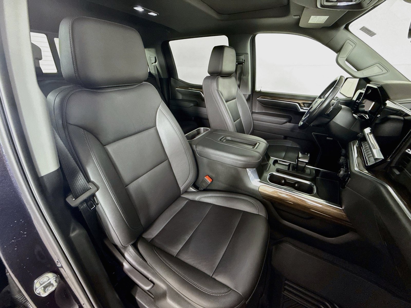 Used 2022 Chevrolet Silverado 1500 RST AWD/4WD image 26