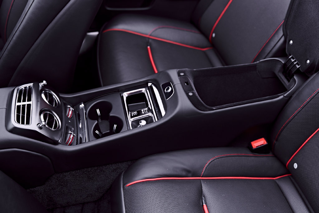 Used 2020 Rolls-Royce Dawn RWD image 59