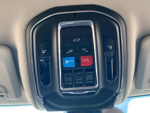Used 2022 Jeep Grand Cherokee Limited 4xe AWD/4WD image 25