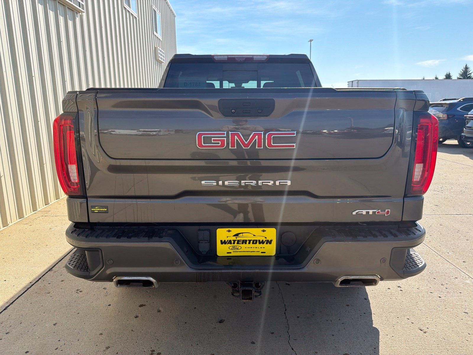 Used 2020 GMC Sierra 1500 AT4 w/ AT4 Premium Package AWD/4WD image 6
