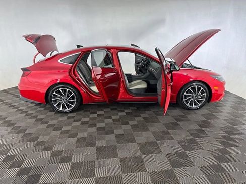 Used 2020 Hyundai Sonata Limited FWD image 13
