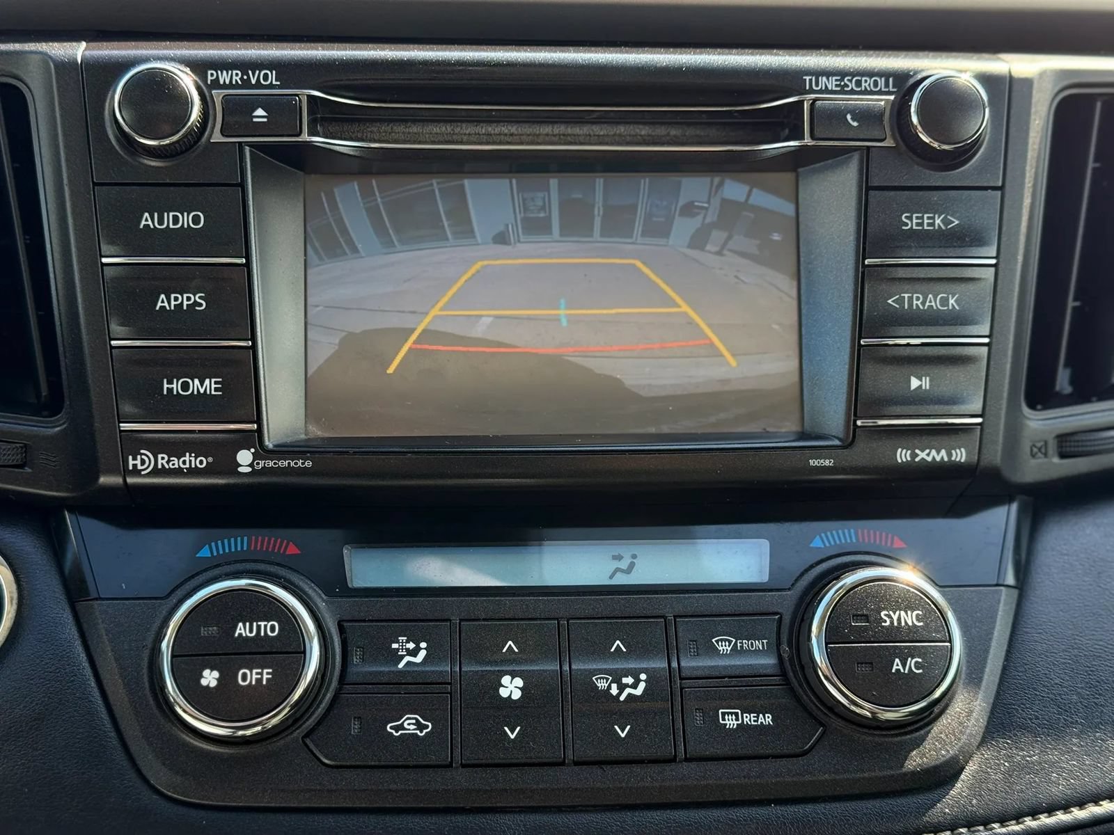Used 2018 Toyota RAV4 XLE w/ Plus Extra Value Package FWD image 15