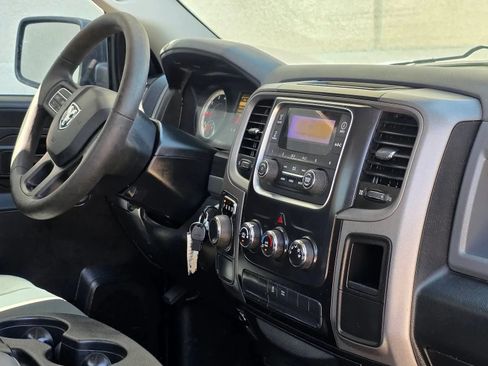 Used 2016 RAM 1500 Tradesman w/ Chrome Appearance Group RWD image 13
