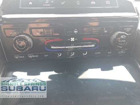 Used 2024 Jeep Grand Cherokee Altitude AWD/4WD image 25