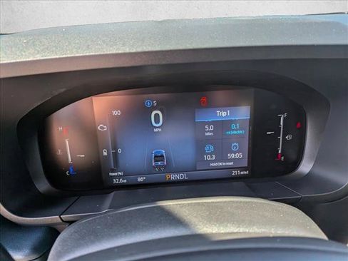 New 2026 Ford Maverick XLT w/ XLT Luxury Package FWD image 10