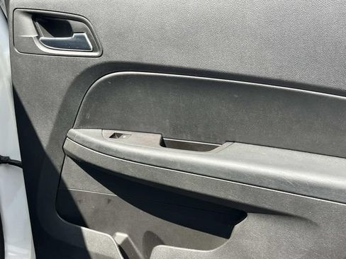 Used 2015 Chevrolet Equinox LS FWD image 21