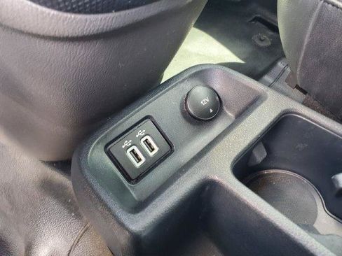 Certified 2021 Ford Transit Connect XL FWD image 24