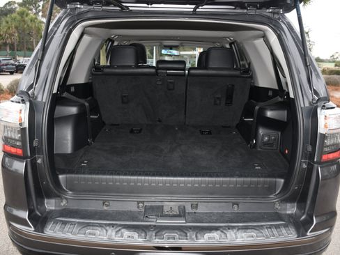Used 2019 Toyota 4Runner Limited image 18