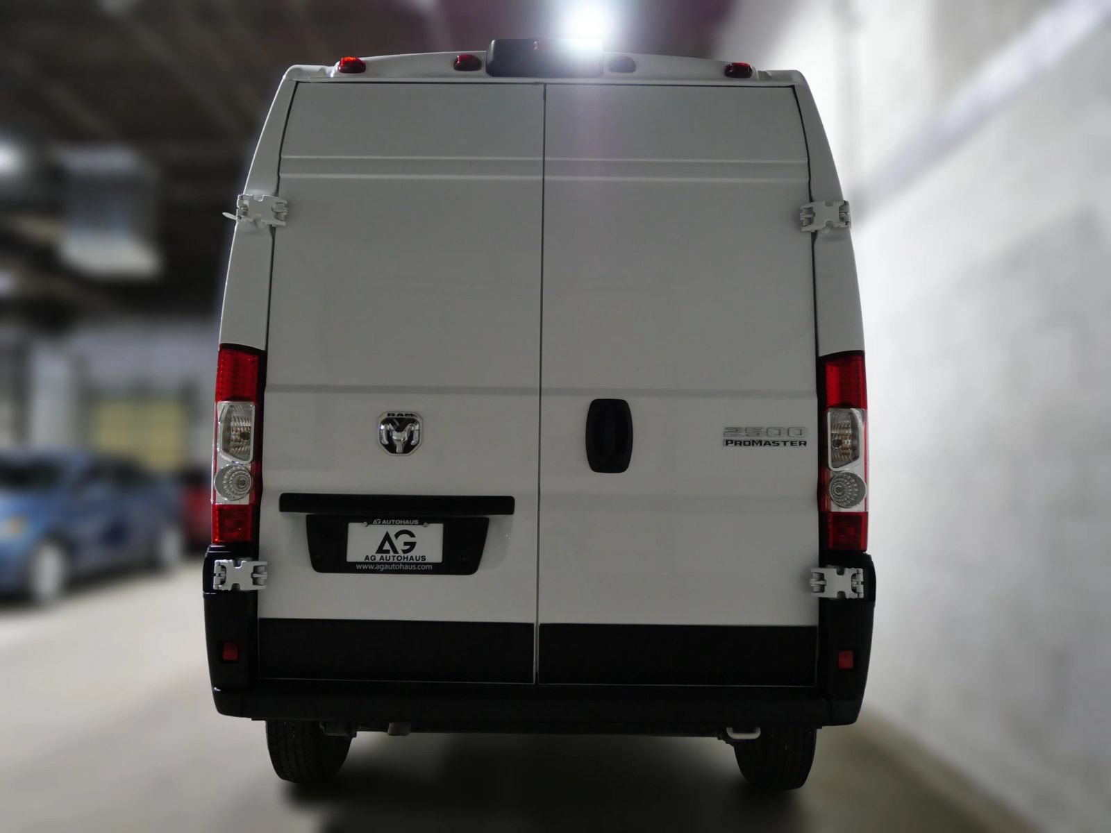 Used 2023 RAM ProMaster 2500 FWD image 5