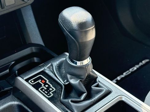 Used 2023 Toyota Tacoma SR5 RWD image 26