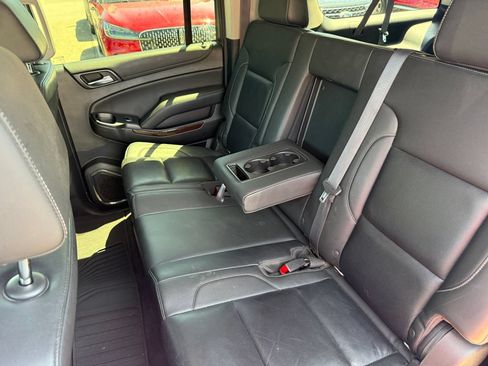 Used 2019 GMC Yukon XL SLT w/ Open Road Package AWD/4WD image 34