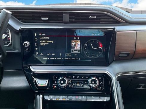 Certified 2024 GMC Sierra 3500 Denali Ultimate image 6