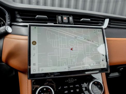 New 2026 Jaguar F-PACE R-Dynamic S image 13