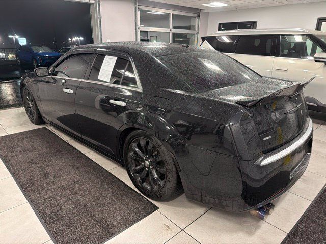 Used 2015 Chrysler 300 C Platinum AWD/4WD image 2
