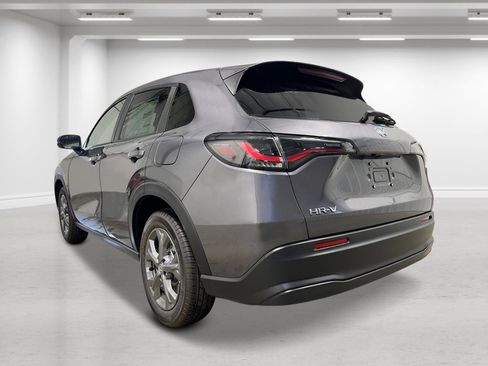 New 2026 Honda HR-V LX image 5