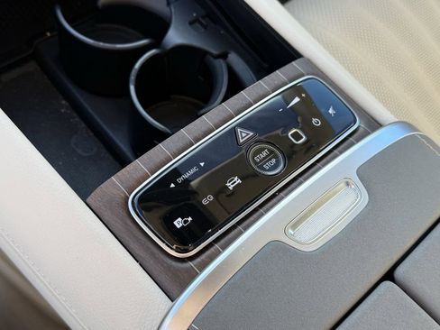 Used 2023 Mercedes-Benz EQS 580 4MATIC Sedan image 24