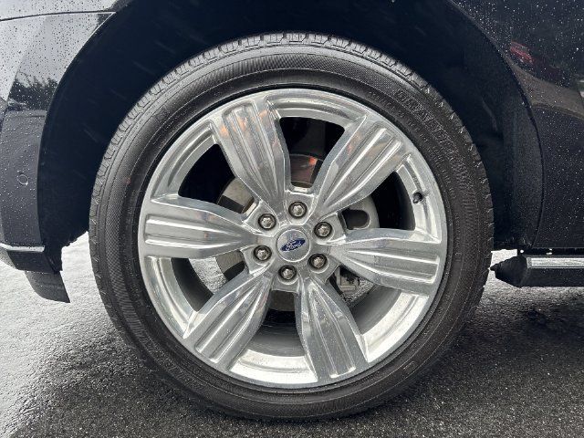Certified 2024 Ford Expedition Platinum AWD/4WD image 10