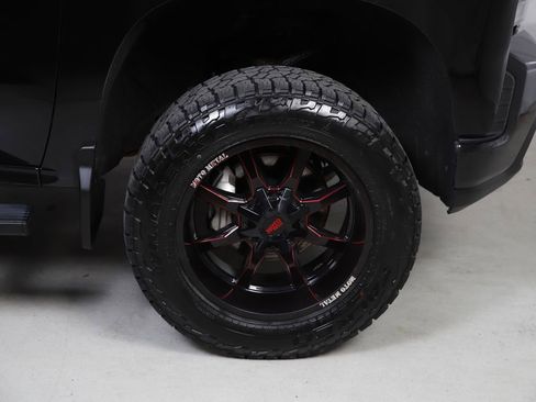 Used 2021 Chevrolet Silverado 1500 LT Trail Boss w/ Bed Protection Package AWD/4WD image 5