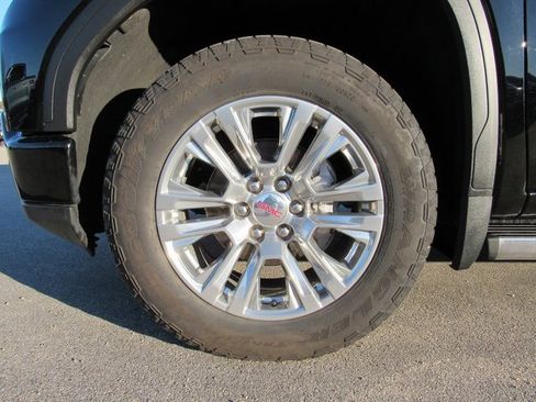 Used 2023 GMC Sierra 1500 Denali w/ Technology Package image 9