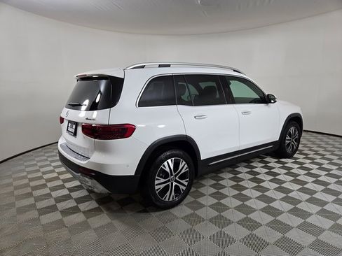 Certified 2025 Mercedes-Benz GLB 250 4MATIC image 11