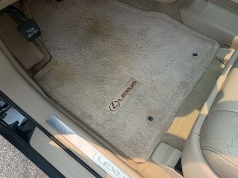 Used 2005 Lexus RX 330 FWD image 15