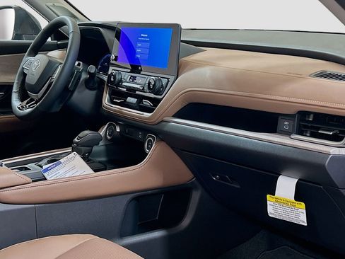 New 2026 Toyota Grand Highlander AWD image 30
