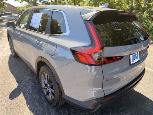 Used 2026 Honda CR-V EX-L image 5