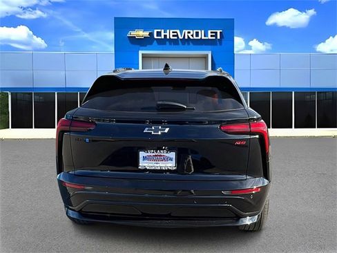 New 2025 Chevrolet Blazer EV RS image 4