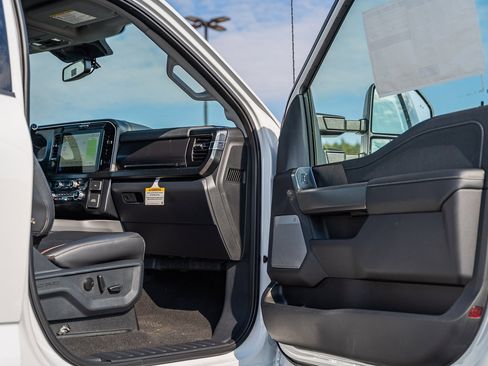 New 2026 Ford F350 Lariat w/ Tremor Off-Road Package image 10