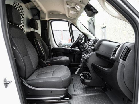 Used 2023 RAM ProMaster 2500 FWD image 29