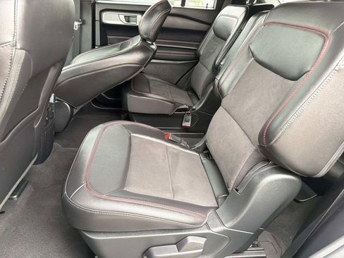 Used 2023 Ford Explorer ST-Line w/ Class IV Trailer Tow Package image 21