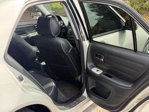 Used 2005 Lexus IS 300 image 17