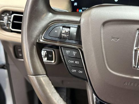 Certified 2023 Lincoln Nautilus Reserve AWD/4WD image 20