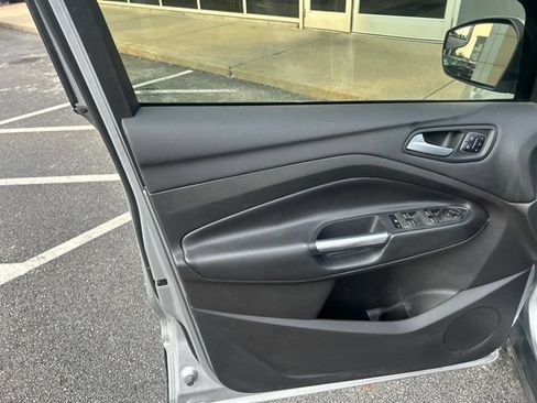 Used 2018 Ford Escape Titanium AWD/4WD image 20