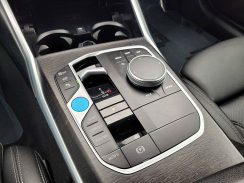 Used 2023 BMW i4 eDrive35 w/ Premium Package RWD image 26